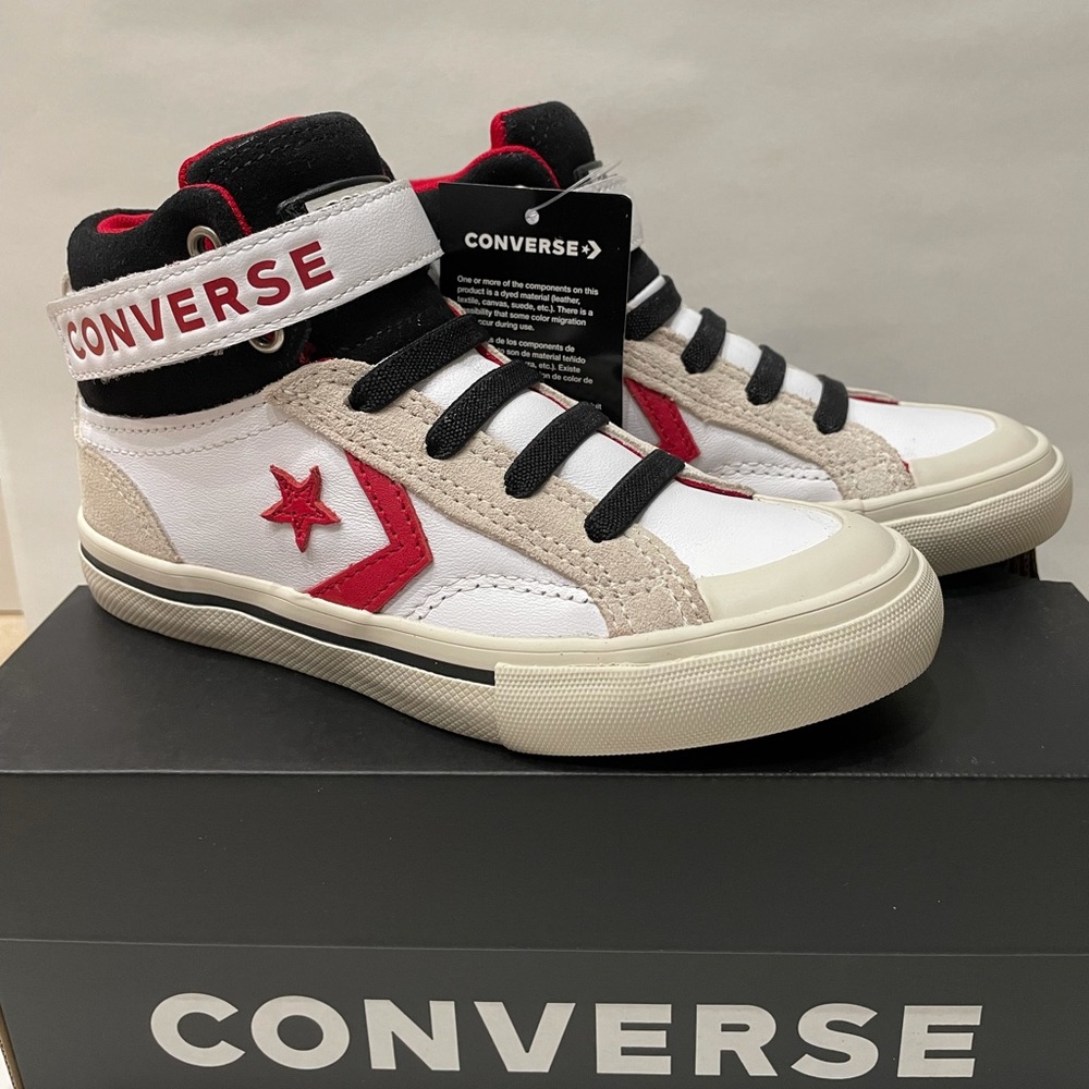 Converse *kids high top sneakers NWT